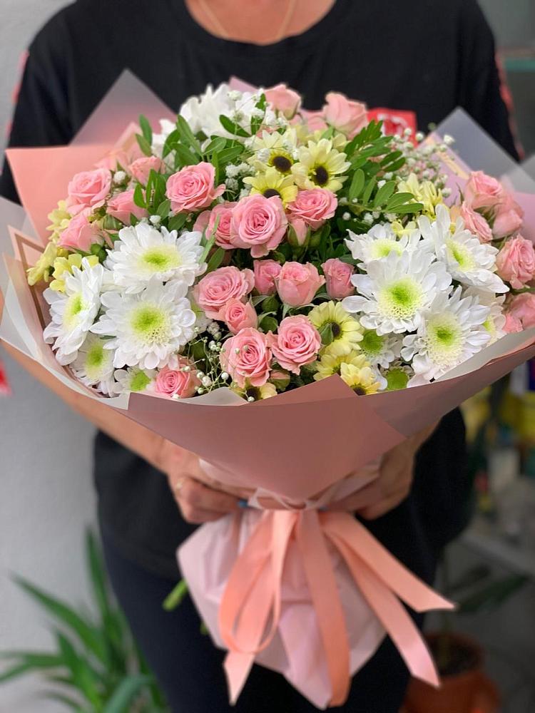 Букет цветов из: Розы и Хризантемы в Уфе
