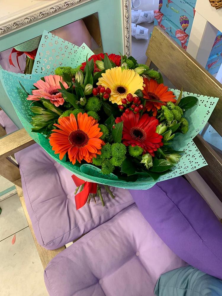 Букет цветов из: Герберы, Хризантемы и Альстромерии в Уфе