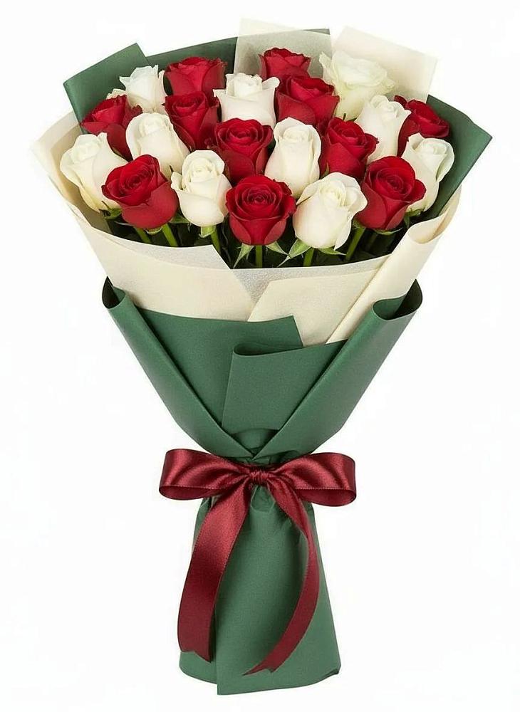Букет Микс из красных и белых роз в Уфе