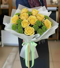 Букет цветов из:  Хризантемы и Розы в Уфе
