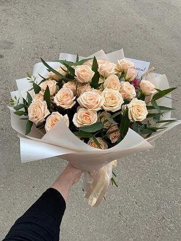 Букет Кремовые розы Латте в Уфе