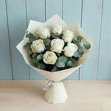 Букет Белые розы в Эвкалипте в Уфе